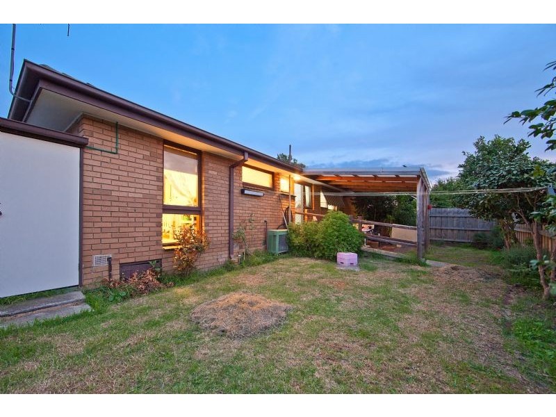 2/5 Reservoir Road, Frankston VIC 3199