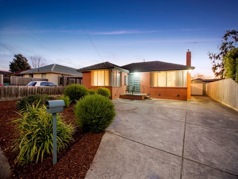 22 Belar Avenue, Frankston VIC 3199