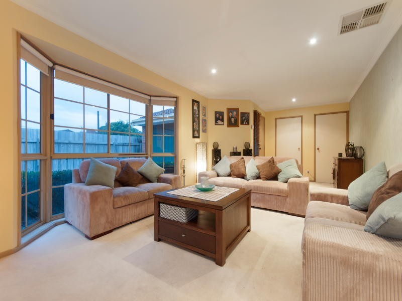 2/115 Lindrum Road, Frankston VIC 3199