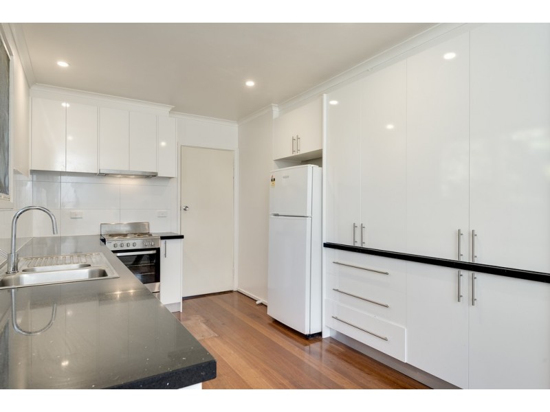 2 Meerlu Avenue, Frankston VIC 3199