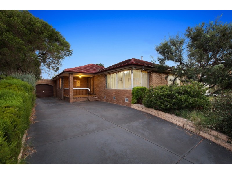 8 Minno Court, Frankston VIC 3199