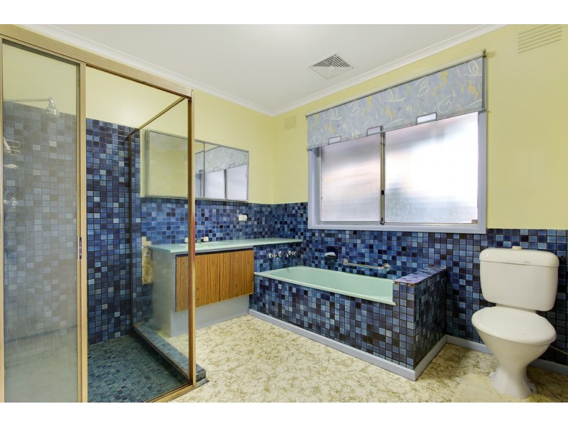 8 Minno Court, Frankston VIC 3199