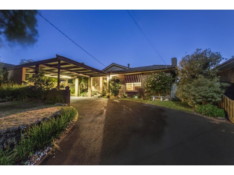 22 Benanee Drive, Frankston VIC 3199