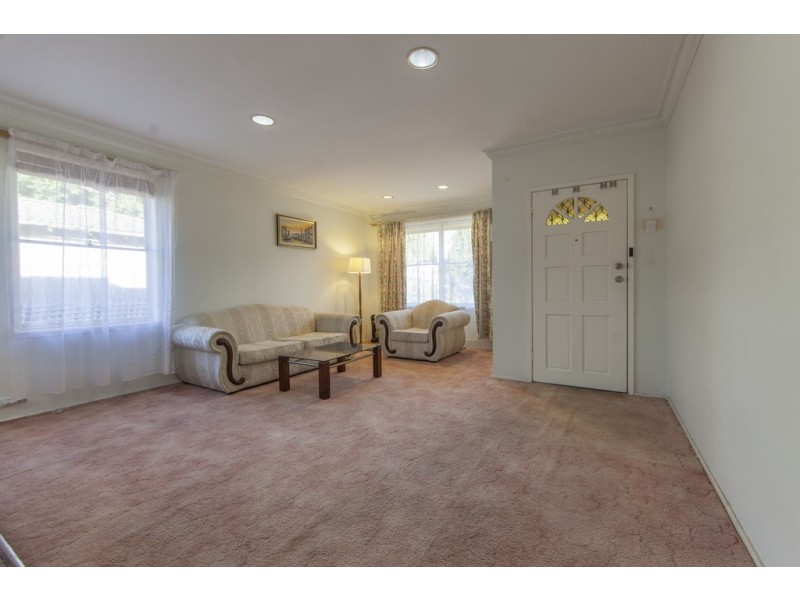 1 Aleppo Crescent, Frankston North VIC 3200