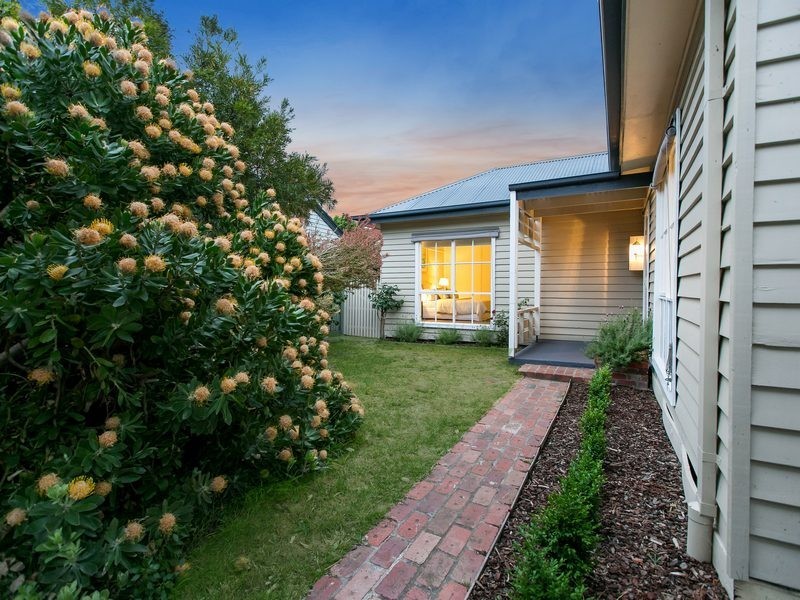 6 Tower Avenue, Frankston VIC 3199