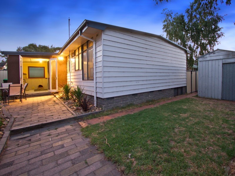 5 Bidgee Street, Frankston VIC 3199