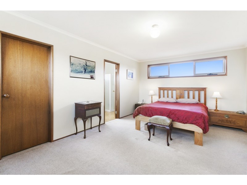 69 Excelsior Drive, Frankston North VIC 3200