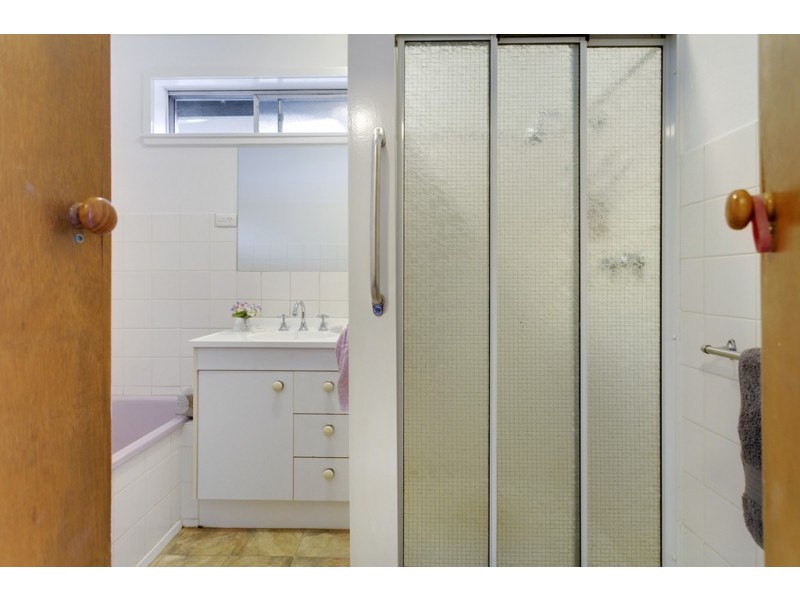 69 Excelsior Drive, Frankston North VIC 3200