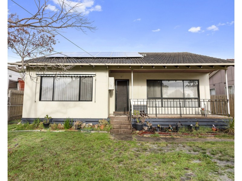 377 Frankston-Dandenong Road, Frankston North VIC 3200