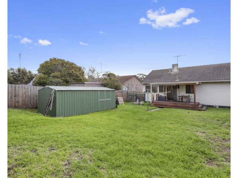 377 Frankston-Dandenong Road, Frankston North VIC 3200