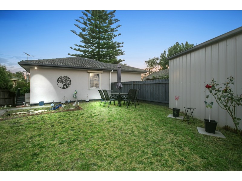 87 Monterey Boulevard, Frankston North VIC 3200