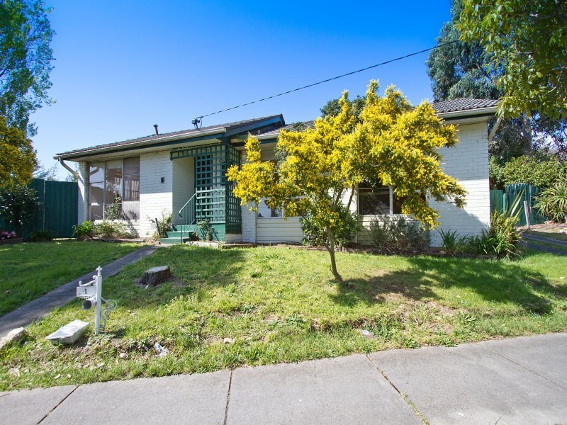1 Mitre Crescent, Frankston North VIC 3200
