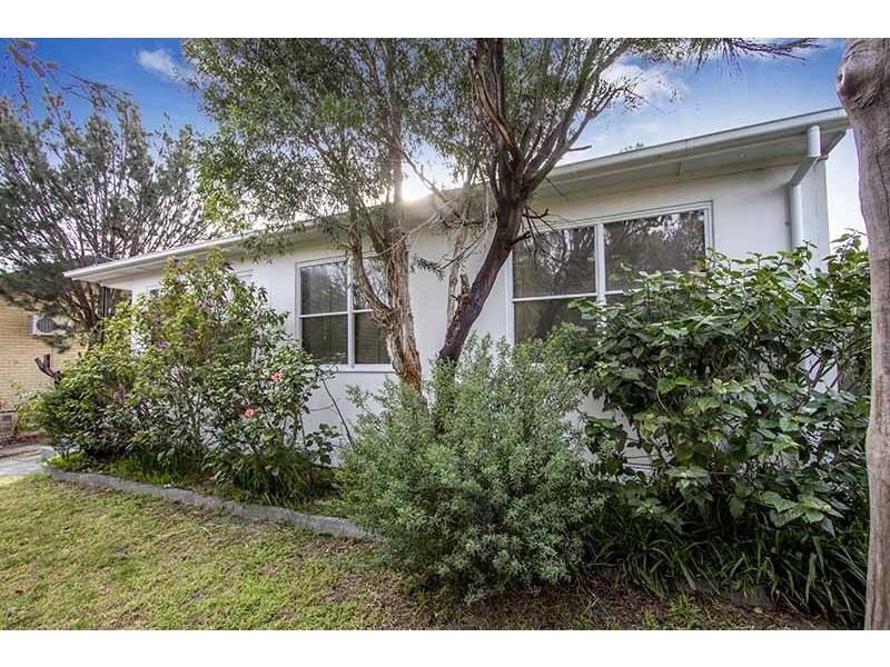 27 Nodding Avenue, Frankston North VIC 3200