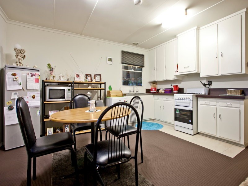 27 Nodding Avenue, Frankston North VIC 3200