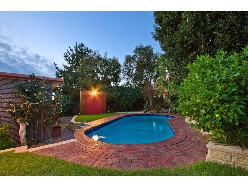 67 Fingal Drive, Frankston VIC 3199