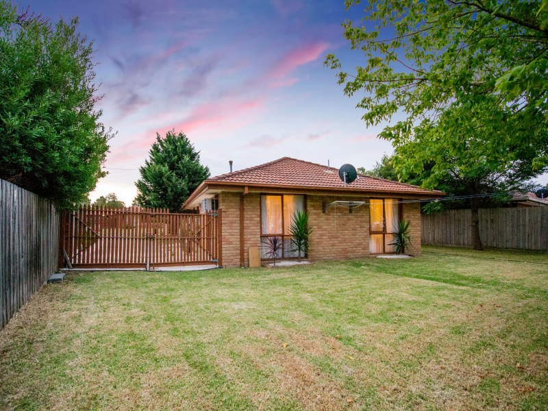 21 Taketa Crescent, Frankston VIC 3199