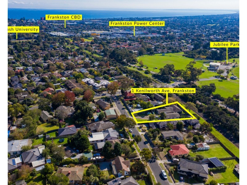 1 Kenilworth Avenue, Frankston VIC 3199