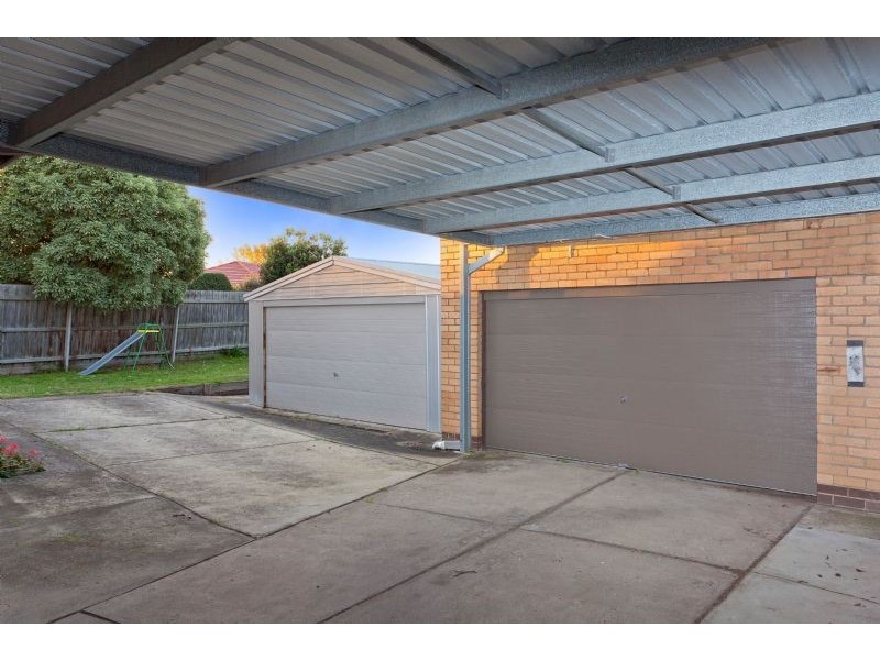 15 Meerlu Avenue, Frankston VIC 3199