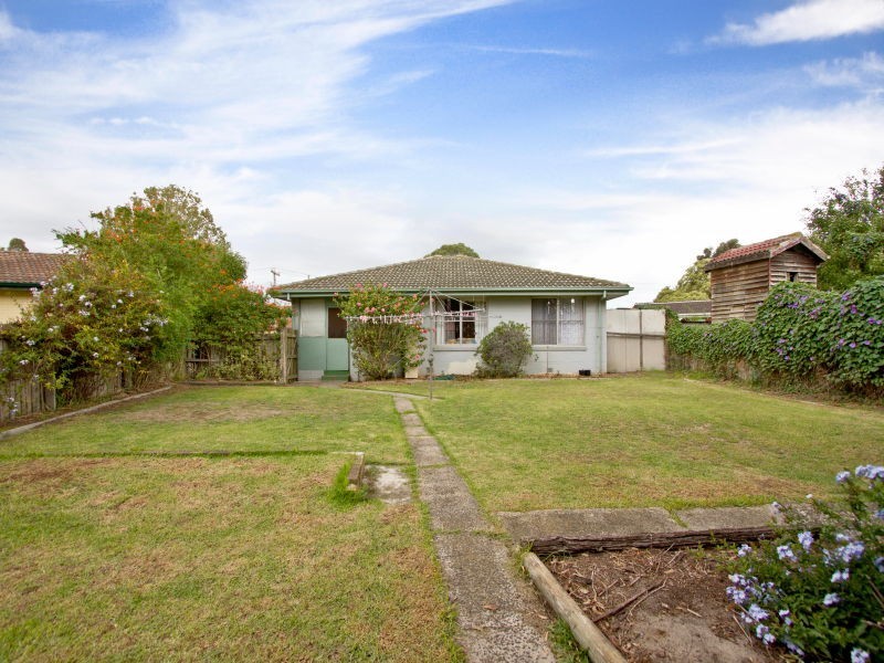13 Mitre Crescent, Frankston North VIC 3200