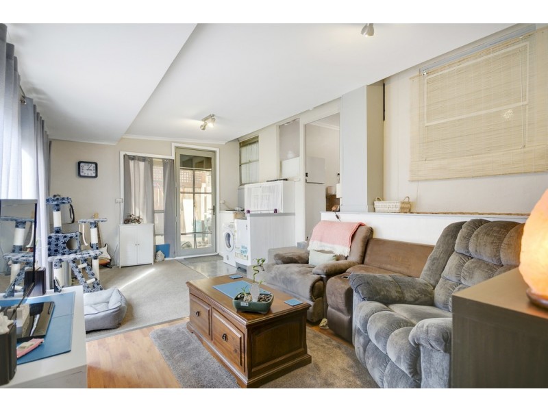 27 Coolgardie Street, Frankston North VIC 3200