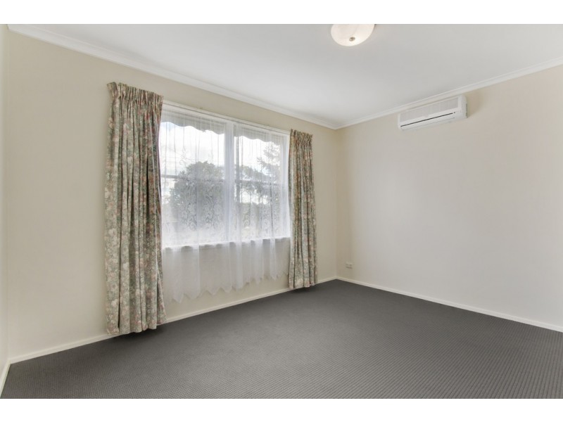 29 Rosemary Crescent, Frankston North VIC 3200
