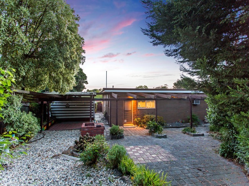7 Mayfair Court, Frankston VIC 3199