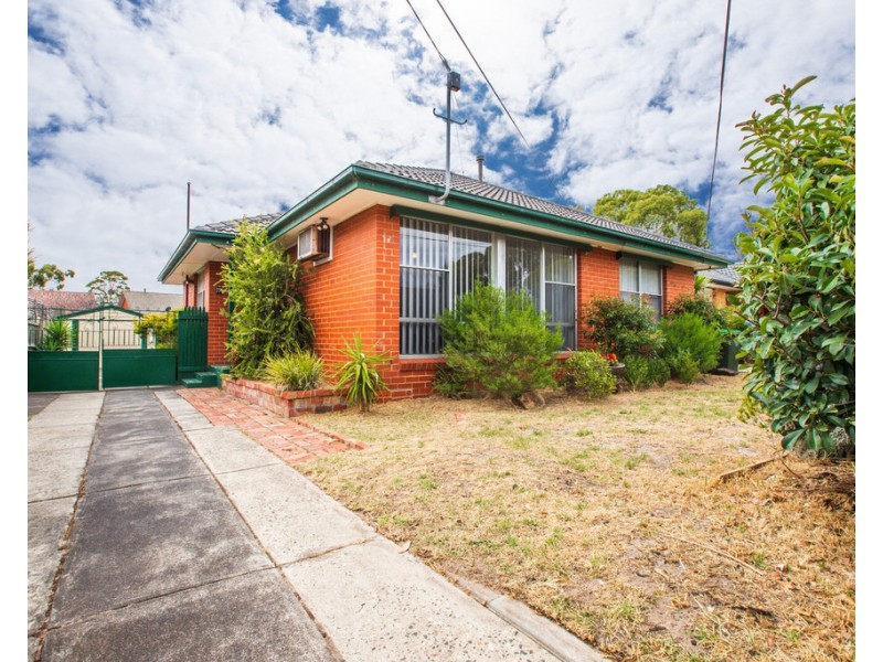 16 Armata Crescent, Frankston North VIC 3200