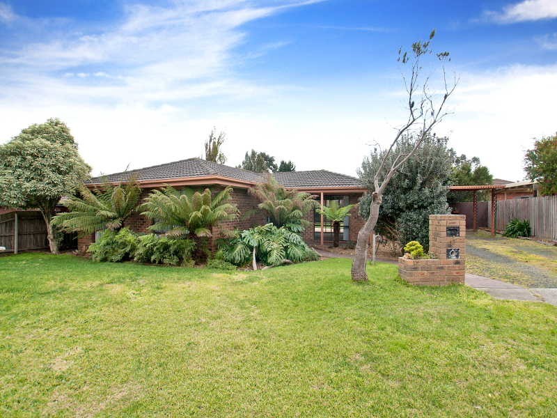 13 Josephina Court, Carrum Downs VIC 3201