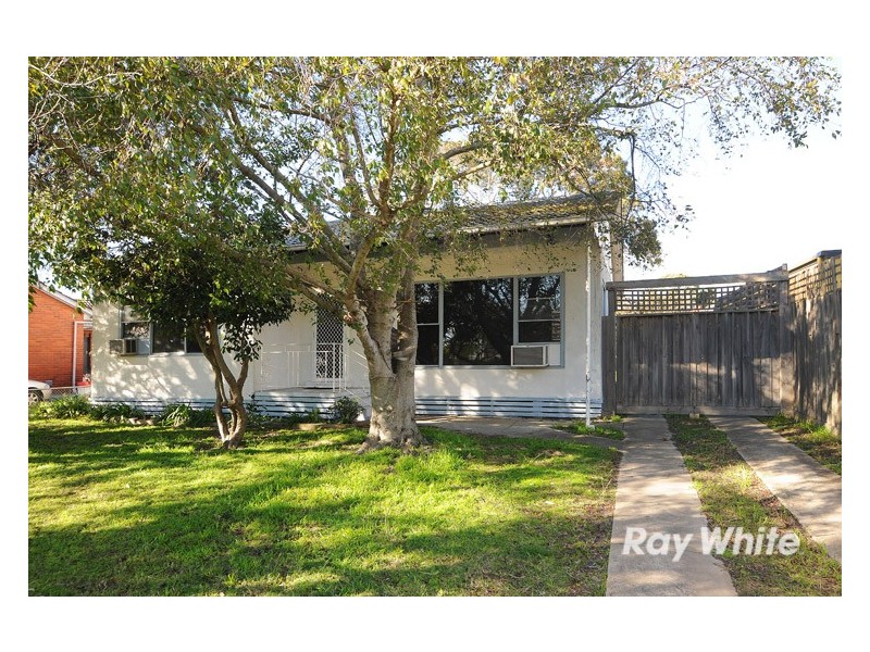 40 Radiata Street, Frankston North VIC 3200