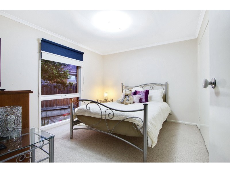 13 Burns Street, Frankston VIC 3199