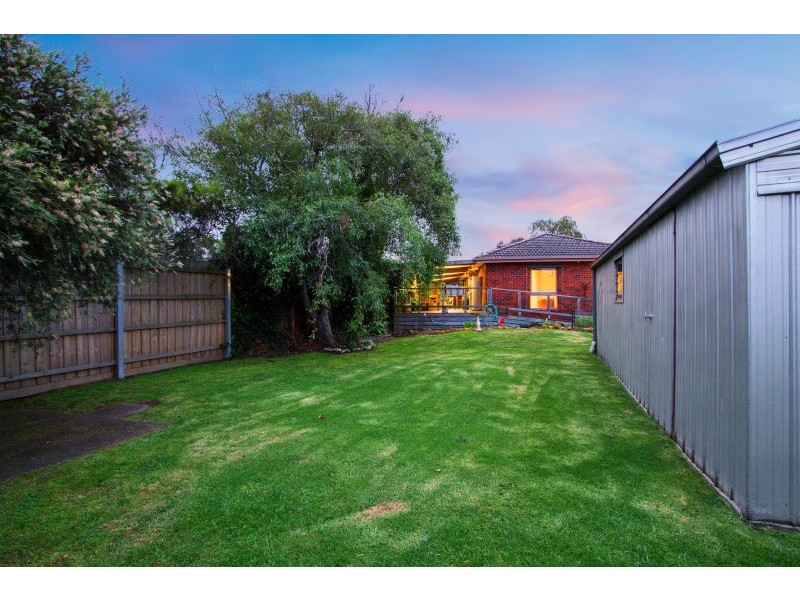 13 Burns Street, Frankston VIC 3199