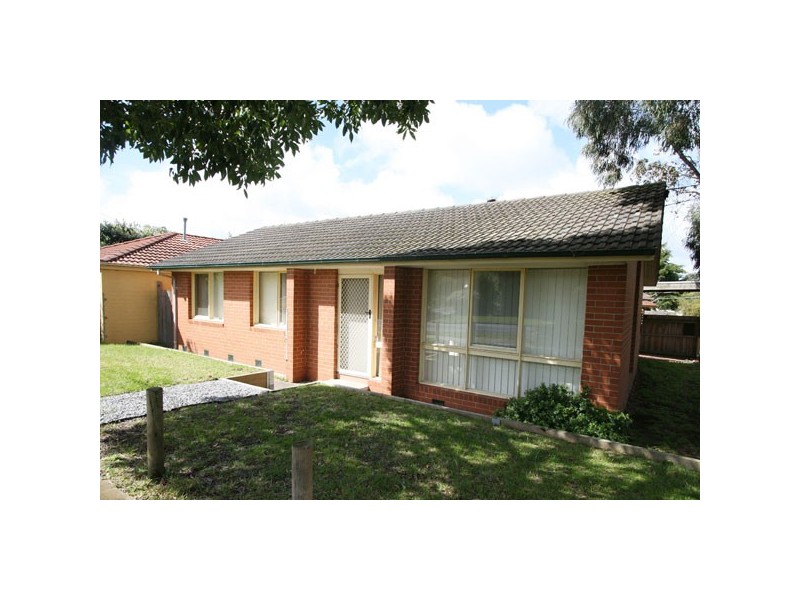 72 Taketa Crescent, Frankston VIC 3199