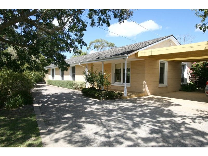 17 Roborough Avenue, Mount Eliza VIC 3930