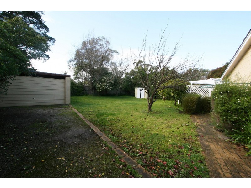 17 Roborough Avenue, Mount Eliza VIC 3930