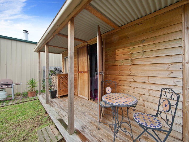 13 Bundy Court, Frankston North VIC 3200