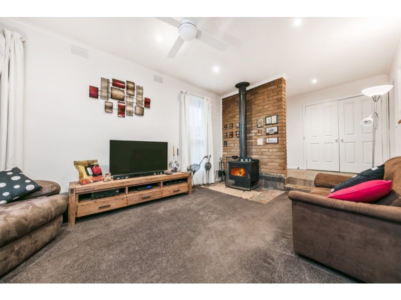 10 Wolsley Avenue, Frankston VIC 3199