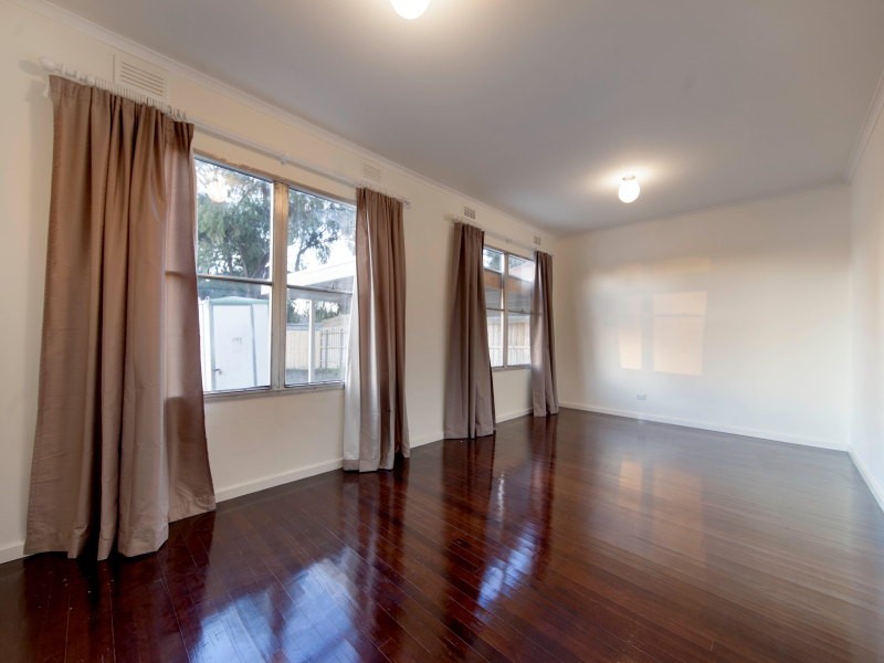 5 Candlebark Crescent, Frankston North VIC 3200