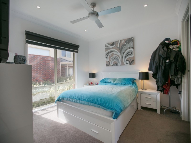 4/30 Gairloch Drive, Frankston VIC 3199