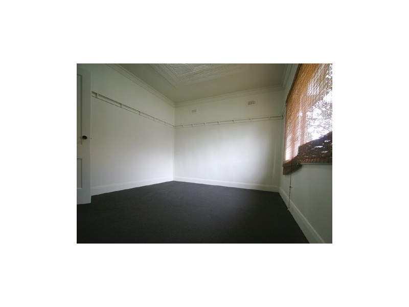 4 Ebdale Street, Frankston VIC 3199