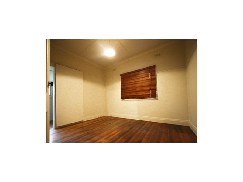 4 Ebdale Street, Frankston VIC 3199