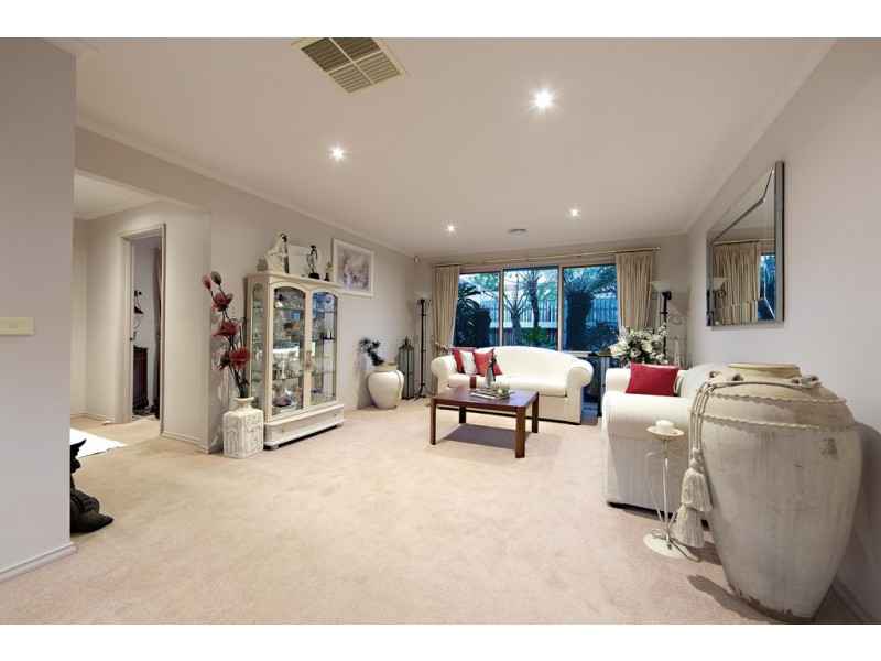 4 Manuka Court, Frankston South VIC 3199