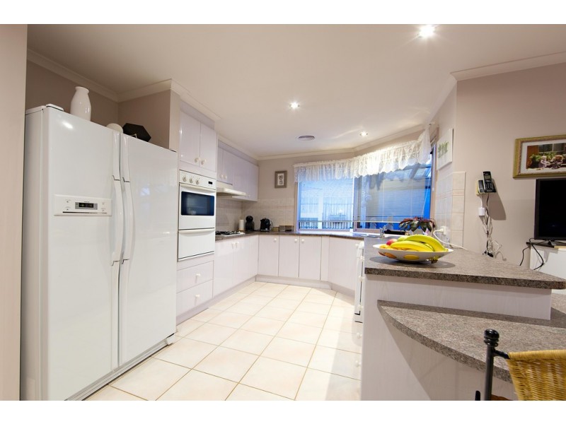 4 Manuka Court, Frankston South VIC 3199