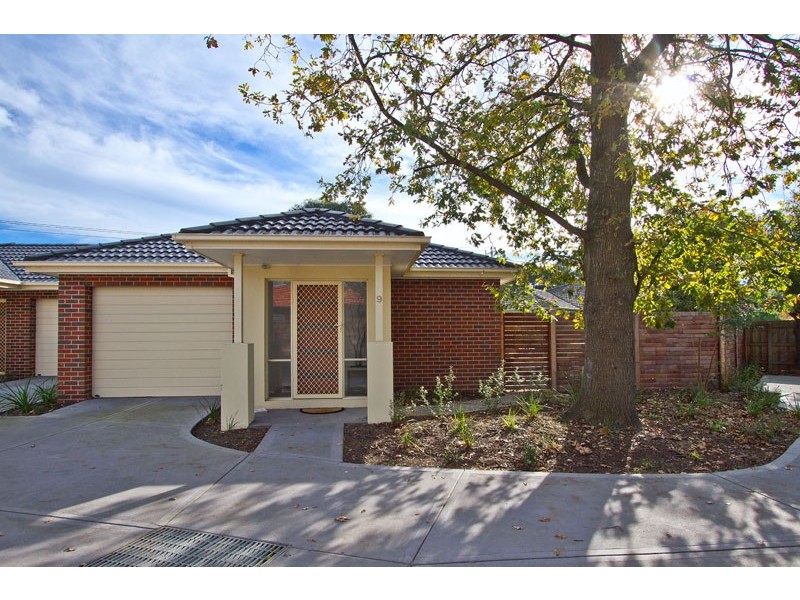 9/30 Gairloch Drive, Frankston VIC 3199