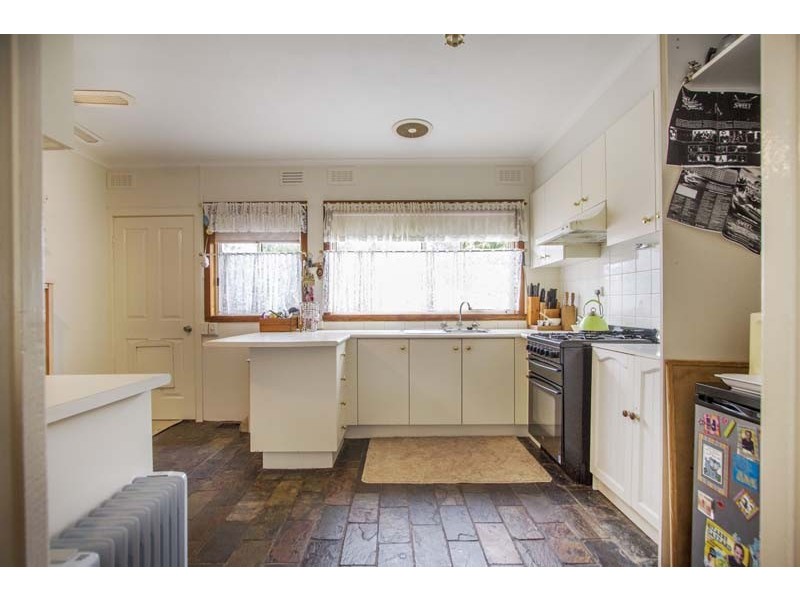 39 Candlebark Crescent, Frankston North VIC 3200