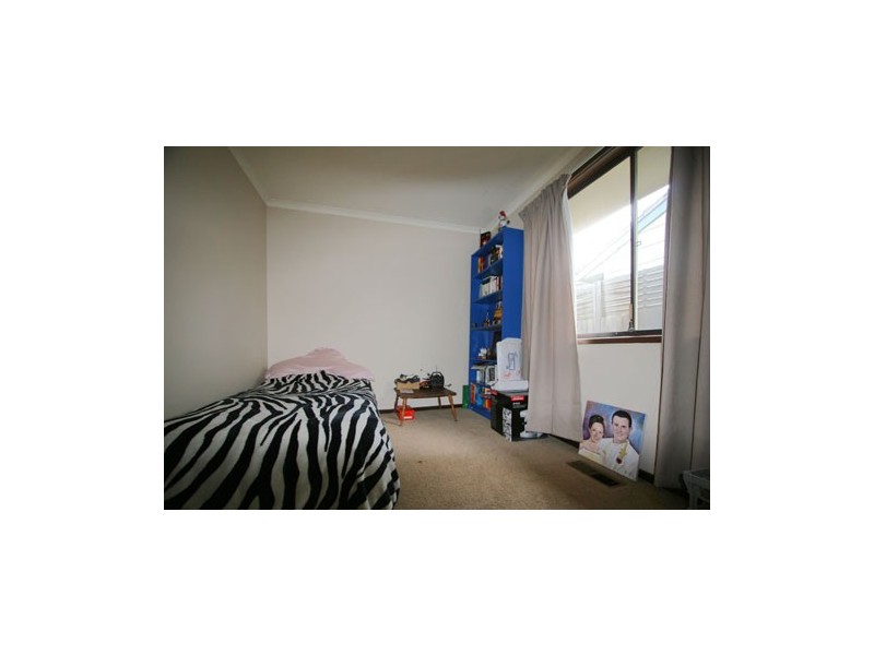 33 Millford Crescent, Frankston VIC 3199