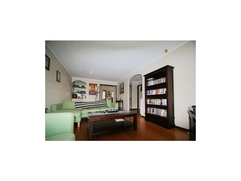33 Millford Crescent, Frankston VIC 3199
