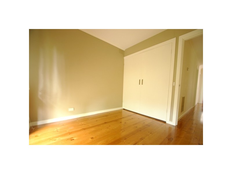 84 Hillcrest Road, Frankston VIC 3199