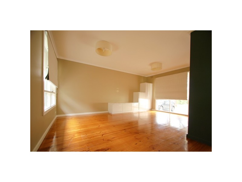 84 Hillcrest Road, Frankston VIC 3199