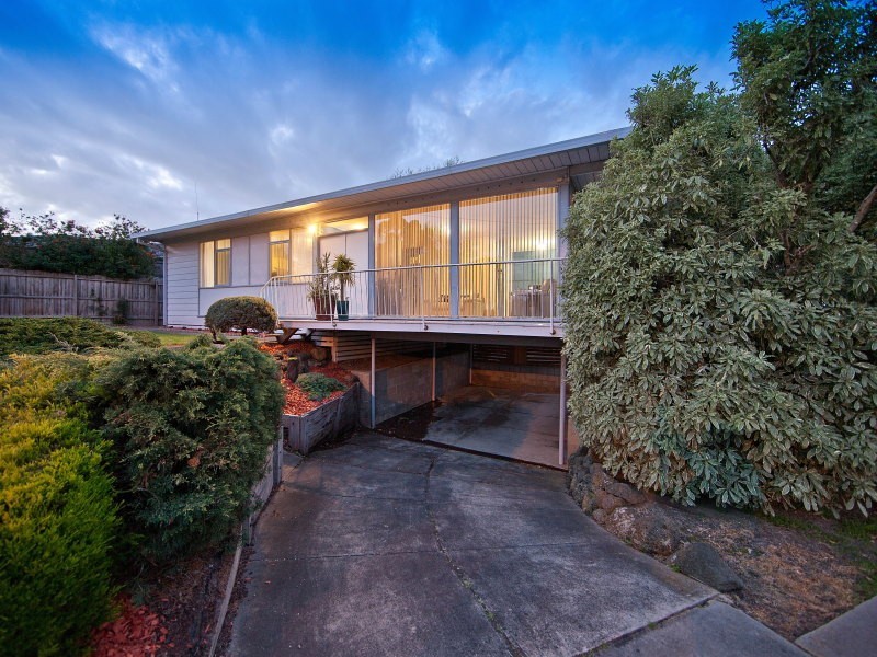 2 Hudson Avenue, Frankston VIC 3199