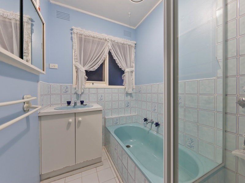 2 Hudson Avenue, Frankston VIC 3199